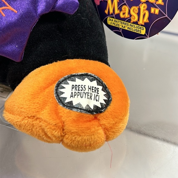 The Halloween Monster Mash Troll Sing & Dance by Dan Dee 2002 - Picture 5 of 11